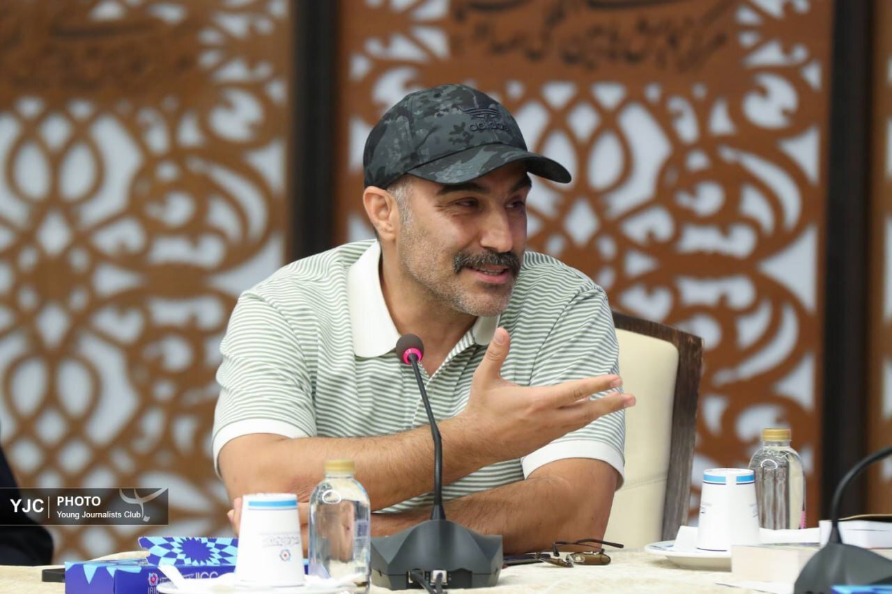 جدیدترین تصاویر از بازیگران مجموعه تلویزیونی پایتخت در یک مراسم رسمی | تصاویر