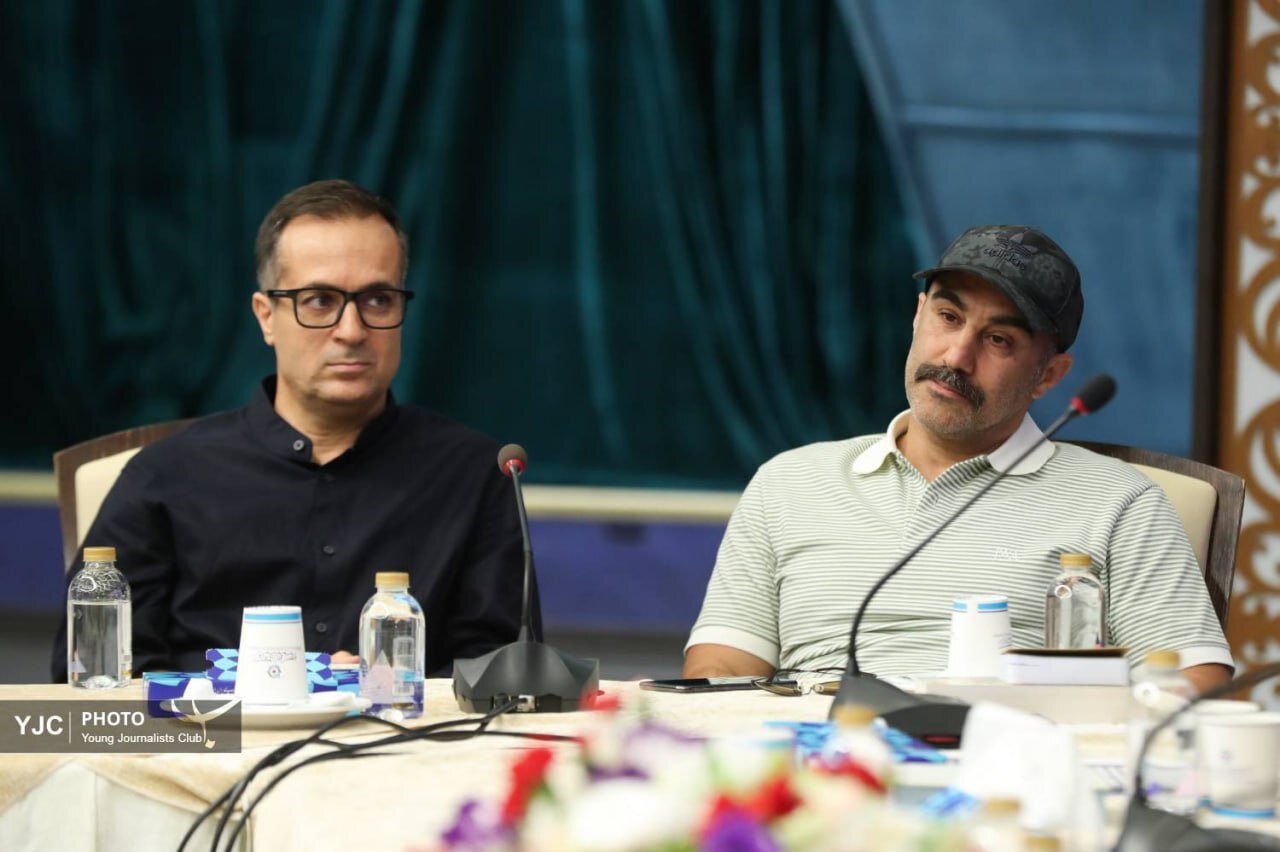 جدیدترین تصاویر از بازیگران مجموعه تلویزیونی پایتخت در یک مراسم رسمی | تصاویر