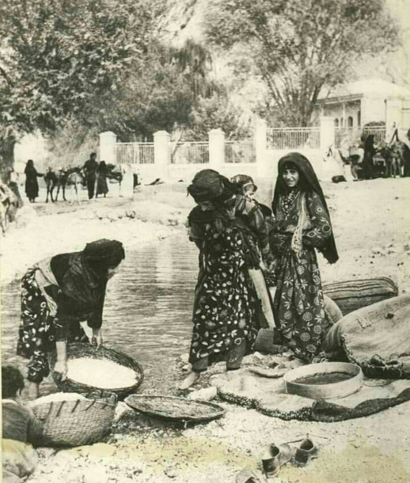 شستن لباس ها