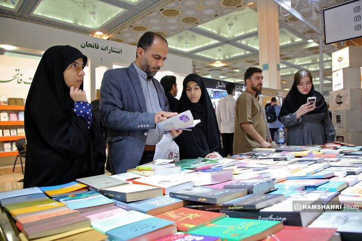 روز هشتم سی‌وششمین نمایشگاه بین‌المللی کتاب تهران