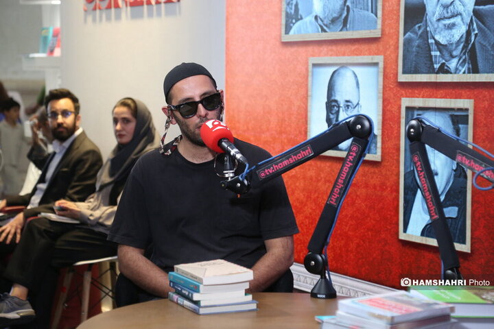 ویژه برنامه ی نمایشگاه کتاب