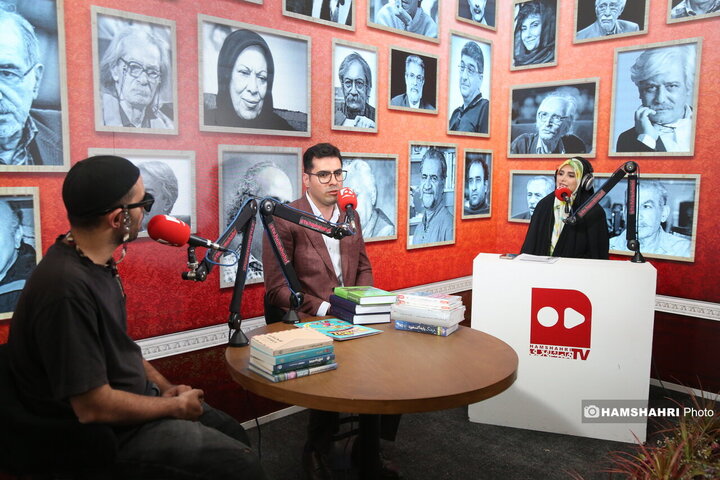 ویژه برنامه ی نمایشگاه کتاب