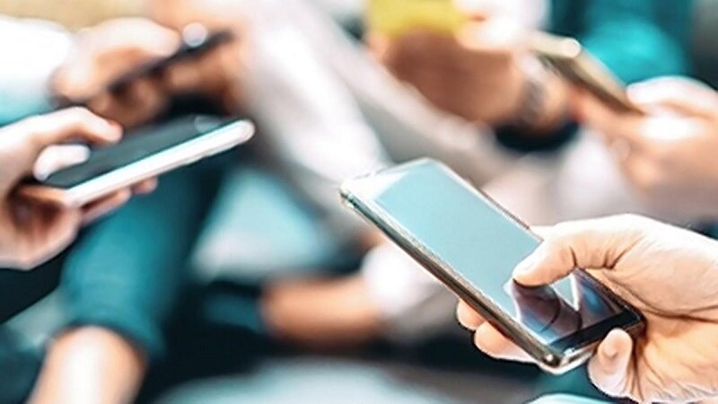 اپیدمی سندروم تکست نک با بدن ما چه می‌کند؟