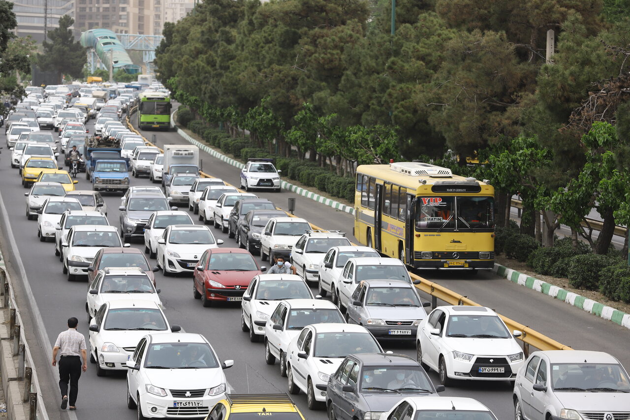 اتوبوسهای تندرو، جانسختان توقفناپذیر