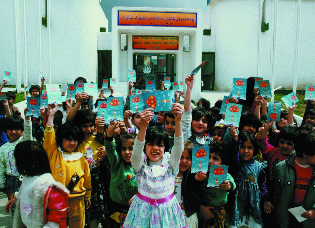 خاطرهبازی با نمایشگاه کتاب | وقتی رزمنده ها دنبال کتاب می گشتند