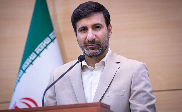 اخیرا صحبتی درباره تفسیر بحث رجال و امکان کاندید شدن زنان در انتخابات ریاست جمهوری نداشتیم + ویدئو | طبق قانون تفاوتی میان زنان و مردان وجود ندارد