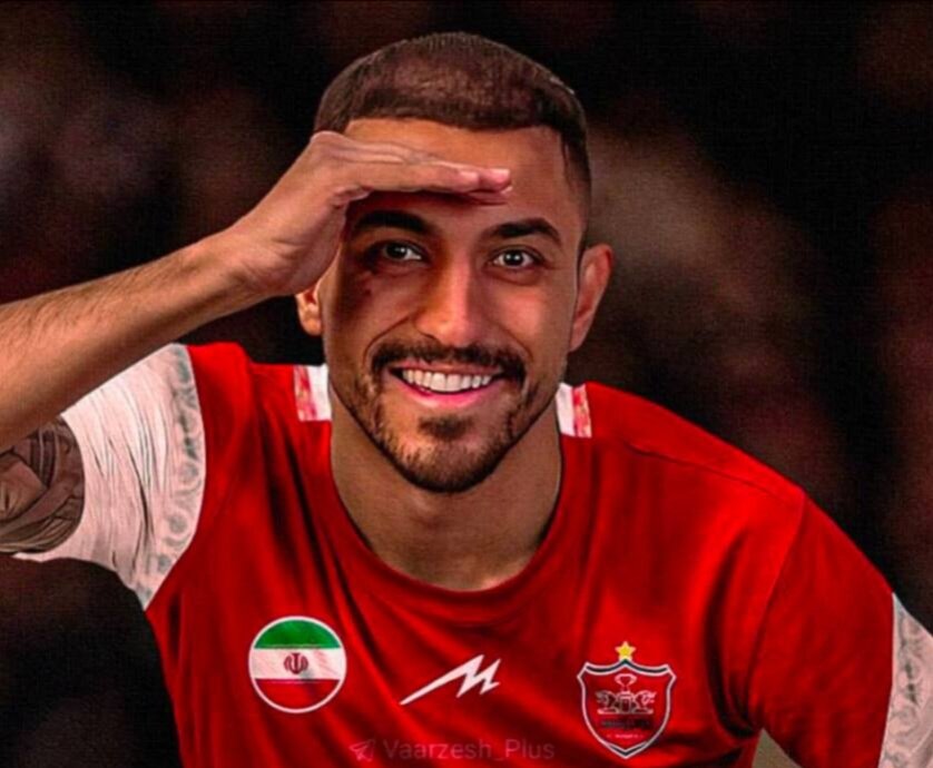 ستاره لیگ برتر خبر پرسپولیسی شدنش را در یک برنامه تلویزیونی اعلام کرد