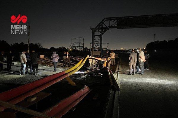 اولین تصاویر از محل سانحه تلخ اتومبیلرانی در پیست آزادی که منجر به جان‌باختن یک عکاس جوان شد