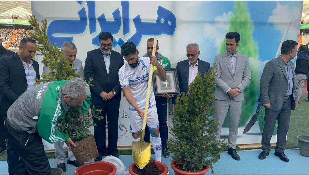 ماجرای مردی که میلیونها درخت در تهران کاشته است | از این خیر، نهال رایگان هدیه بگیرید