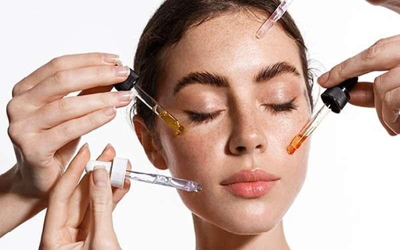 ترکیب‌های ممنوعه در روتین پوستی