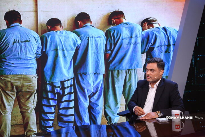 زمینه‌های پیدایش اراذل و اوباش در جامعه