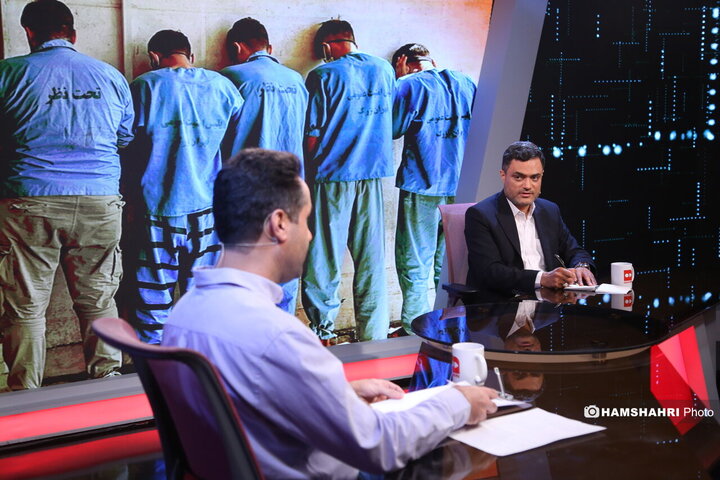 زمینه‌های پیدایش اراذل و اوباش در جامعه