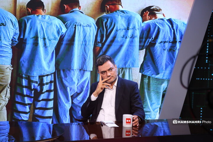 زمینه‌های پیدایش اراذل و اوباش در جامعه