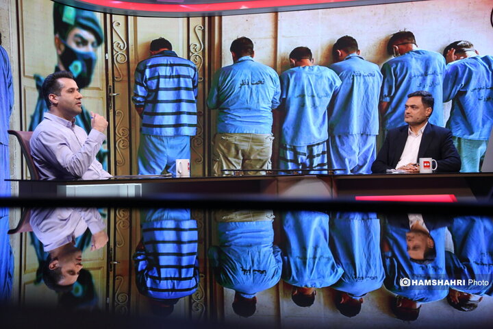 زمینه‌های پیدایش اراذل و اوباش در جامعه