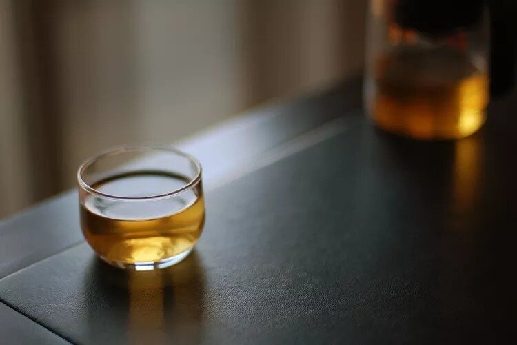 آیا یک فنجان چای داغ میتواند کلید کاهش وزن شما باشد؟