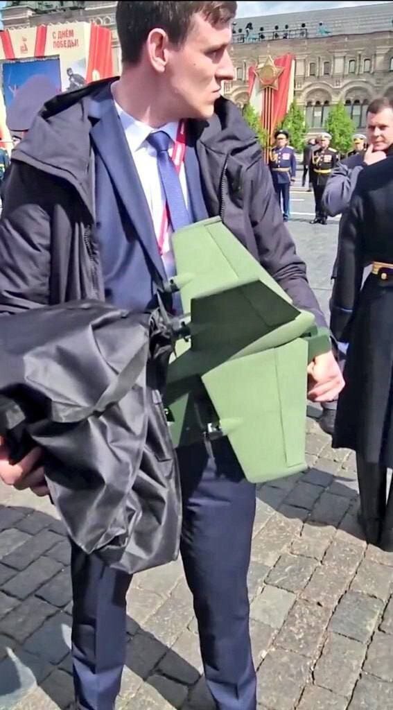 محافظ پوتین با پهپاد رهگیر انتحاری | عکس