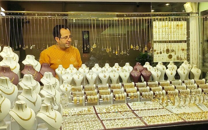 روند قیمت طلا و انواع سکه در بازار؛ طلای ۱۸ عیار چند شد؟ |  جدول قیمت ها