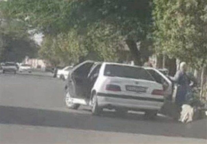 لحظه ربودن یک روحانی در ایرانشهر توسط افراد ناشناس | ویدئو
