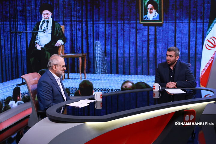 تحلیل صحبت های رهبری در دیدار خانواده شهدای خدمت