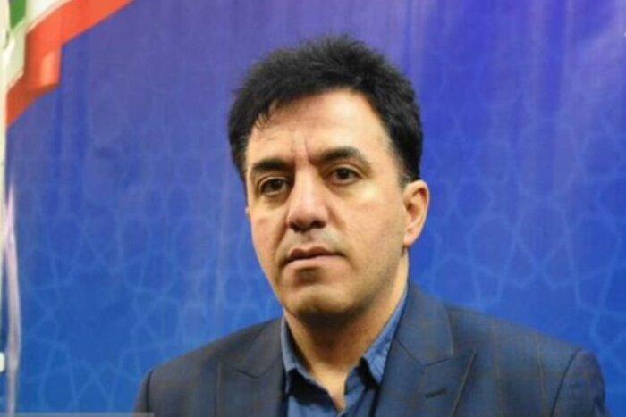 شهردار تبریز کولر اتاقش را جمع می‌کند؛ مصرف برق را همراه با رئیس جمهور کاهش می‌دهیم + فیلم