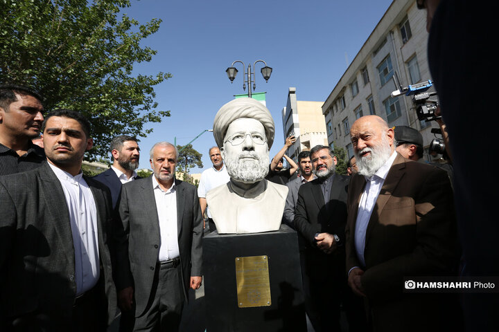 رونمایی سردیس شهید رئیسی در میدان پاستور تهران