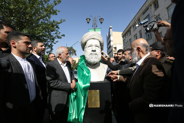 رونمایی سردیس شهید رئیسی در میدان پاستور تهران