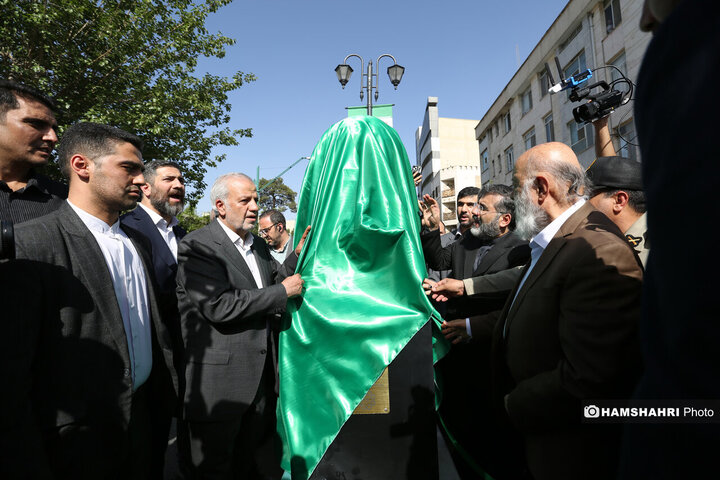 رونمایی سردیس شهید رئیسی در میدان پاستور تهران