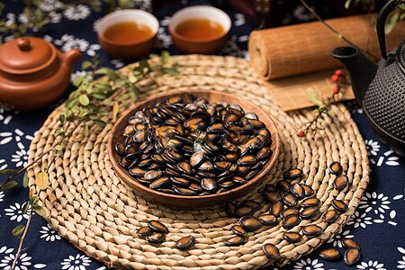 دمنوش تخم هندوانه؛ معجزه ای برای سلامتی بدن با ۸ فایده شگفت انگیز!