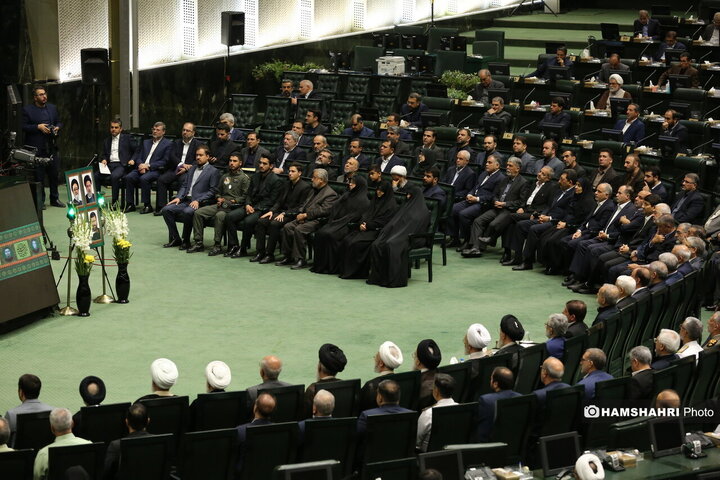 گرامیداشت «شهدای خدمت» در مجلس