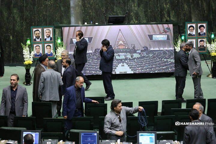 گرامیداشت «شهدای خدمت» در مجلس