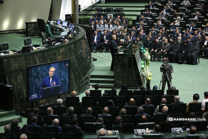 گرامیداشت «شهدای خدمت» در مجلس