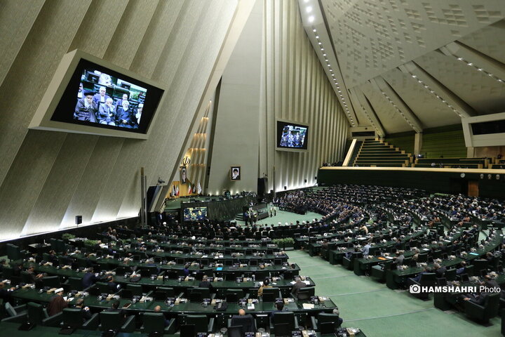 گرامیداشت «شهدای خدمت» در مجلس