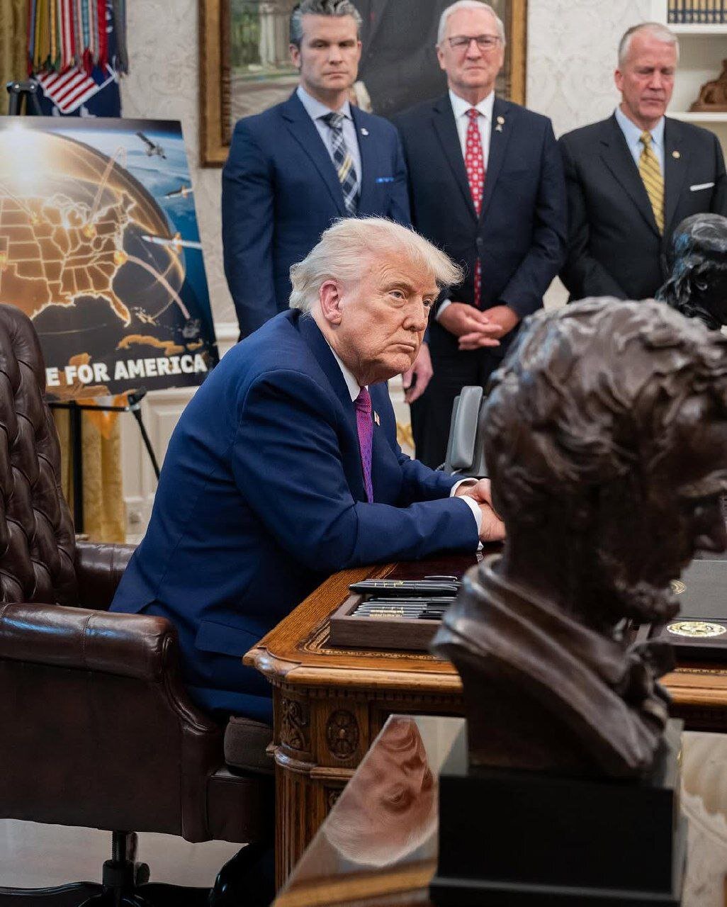 رونمایی ترامپ از طرح ۱۷۵ میلیارد دلاری گنبد طلایی آمریکا | تصاویر