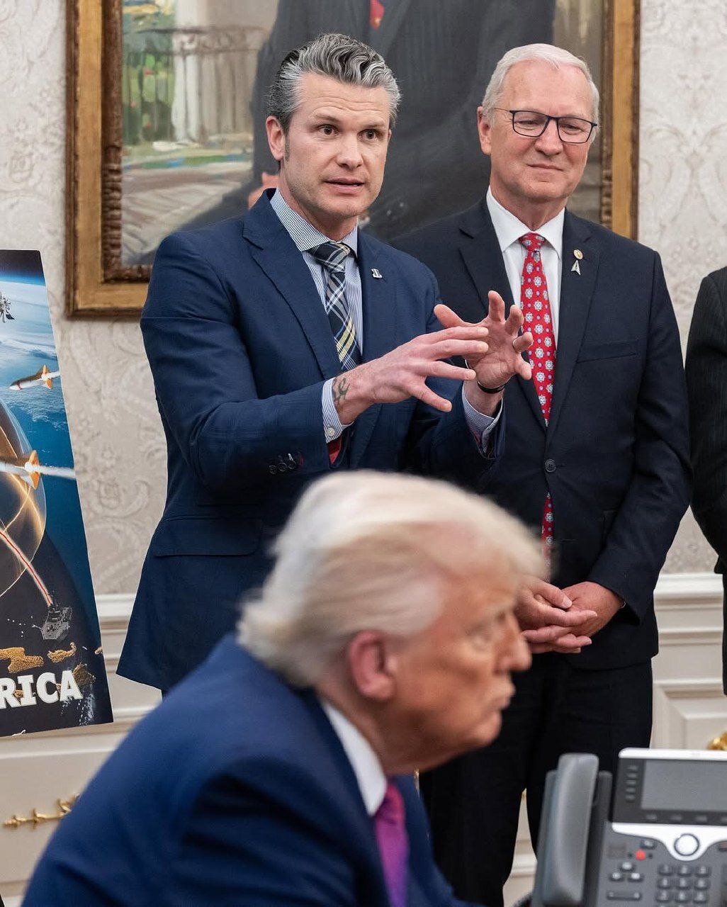 رونمایی ترامپ از طرح ۱۷۵ میلیارد دلاری گنبد طلایی آمریکا | تصاویر