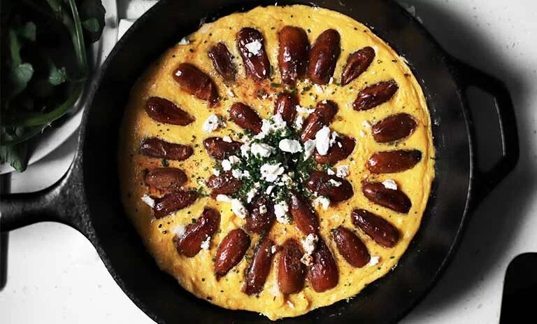 خاگینه خرما یا قیساوا؛ یک صبحانه مقوی و فوری برای شاغلان