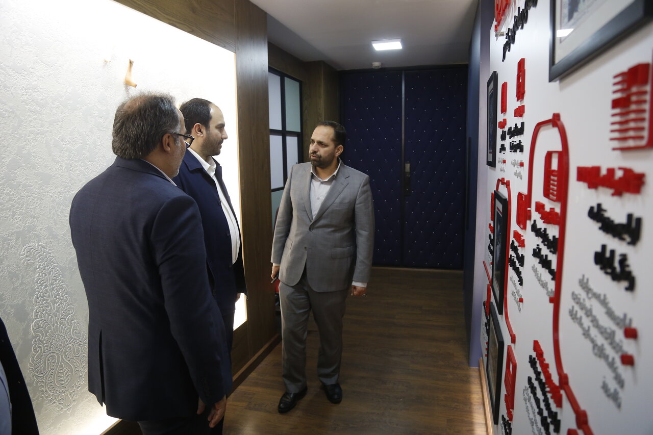 بازدید از تی وی