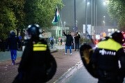 لحظه زیرگرفتن حامیان فلسطین با خودرو در روتردام + ویدئو
