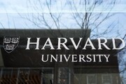 اتهام ترامپ به هاروارد؛  مجوز دانشگاه هاروارد برای ثبت‌نام دانشجوی خارجی لغو شد