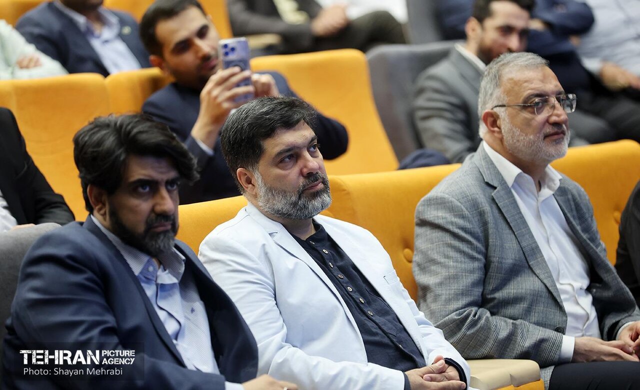 نشست نما.زاکانی