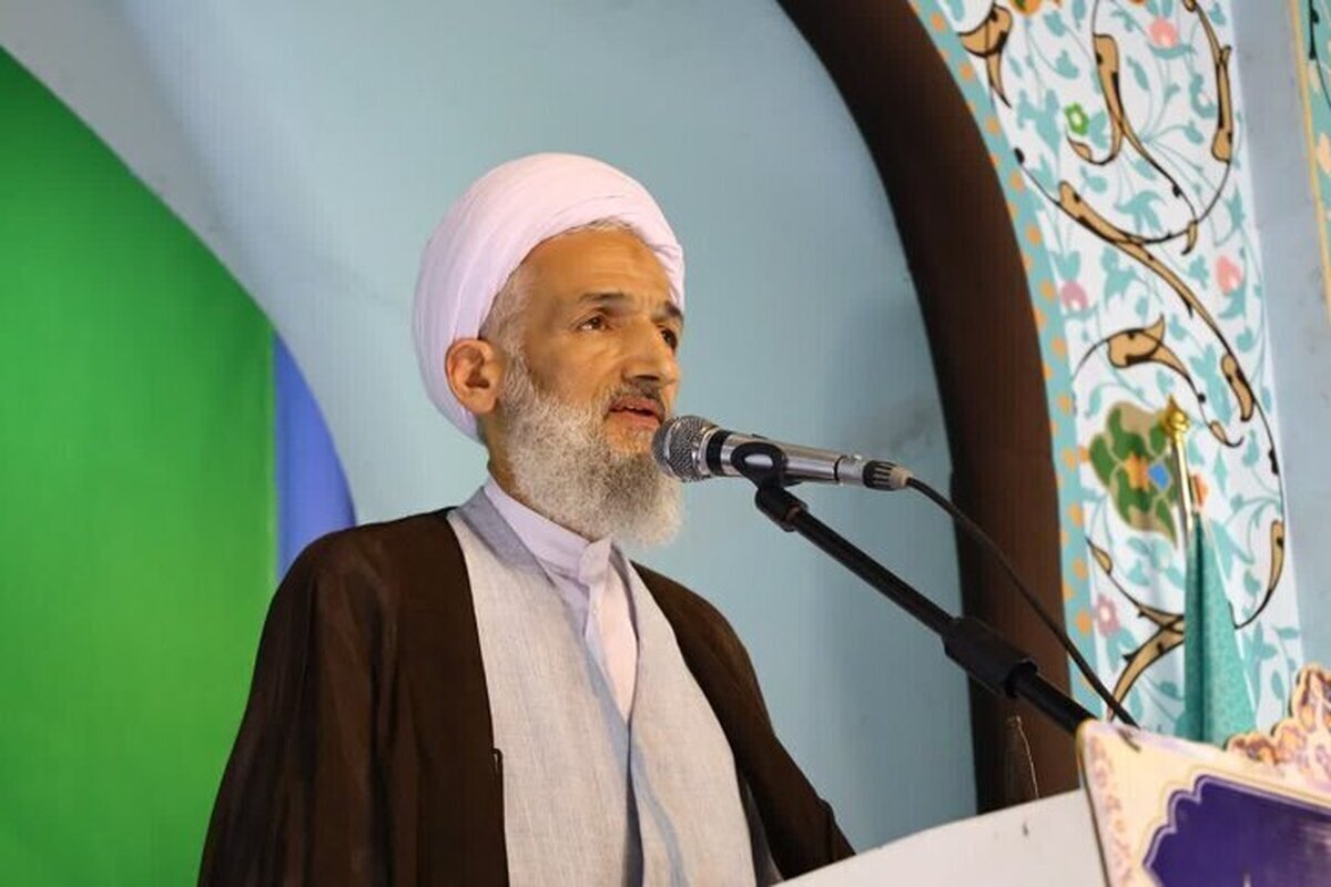 امام جمعه ساری : دشمن سگ گردانی و حیوانات خانگی را جای فرزندآوری ترویج می‌کند | متاسفانه جای مداحی و قرآن خوانی در مراسم ختم شاهد رقص و پایکوبی هستیم!