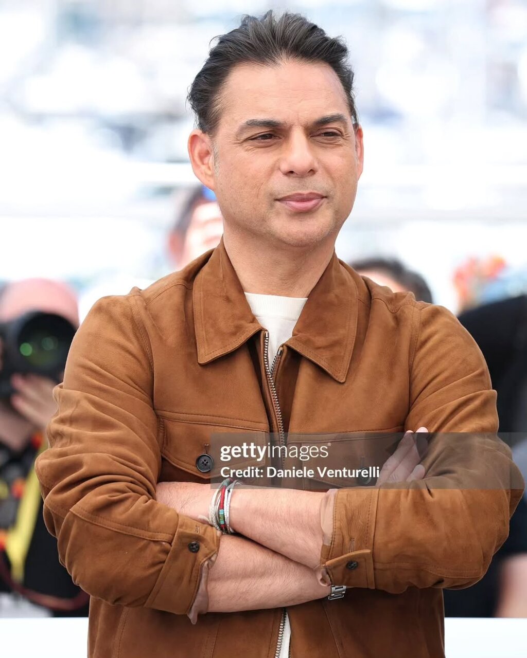 استایل جدید پریناز ایزدیار در فرش قرمز کن | ببینید