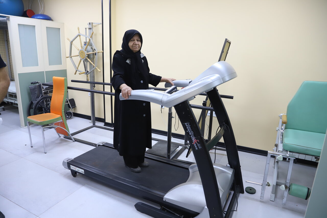 مدرسه پدربزرگها و مادربزرگها