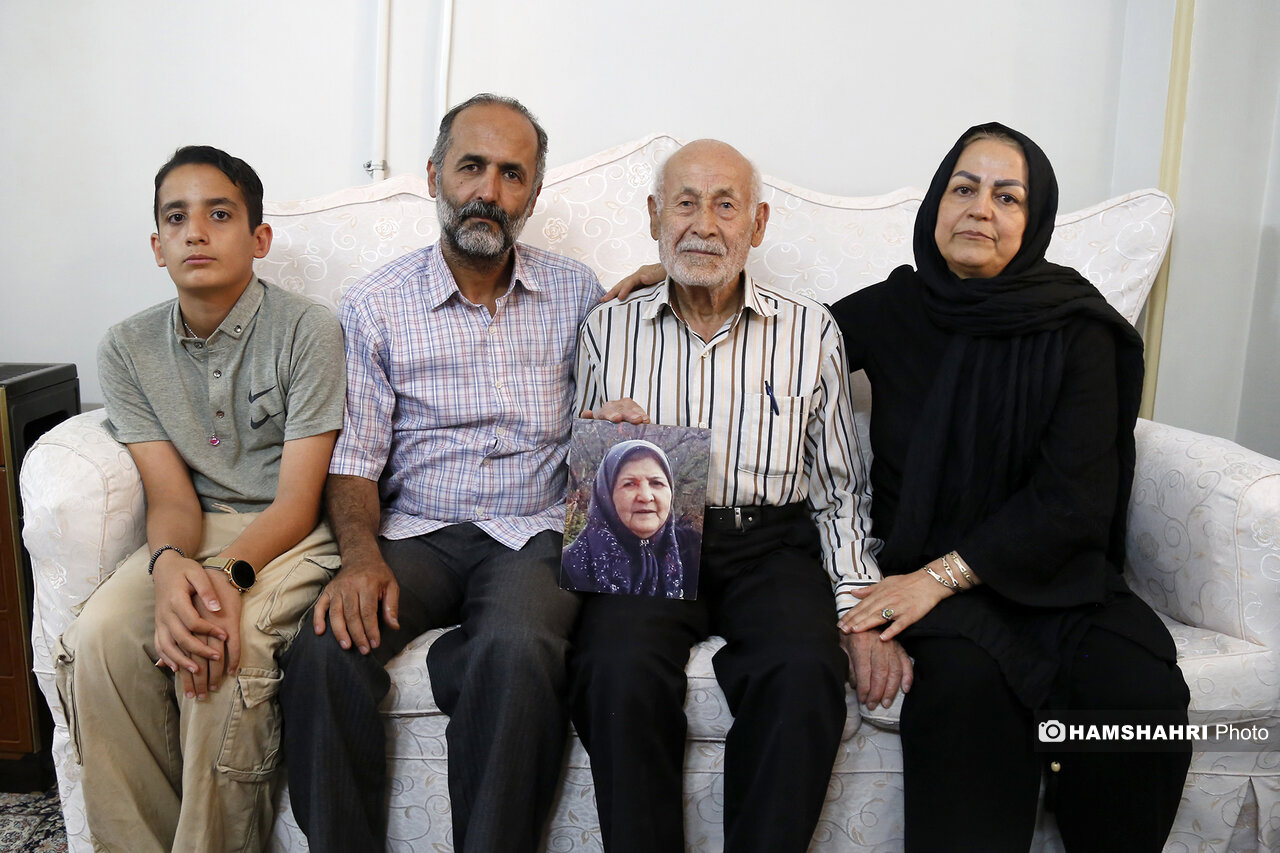 ریش سفید زائران پایتخت | حسین علمشاهی در دهه نهم عمرش عازم سفر حج تمتع است