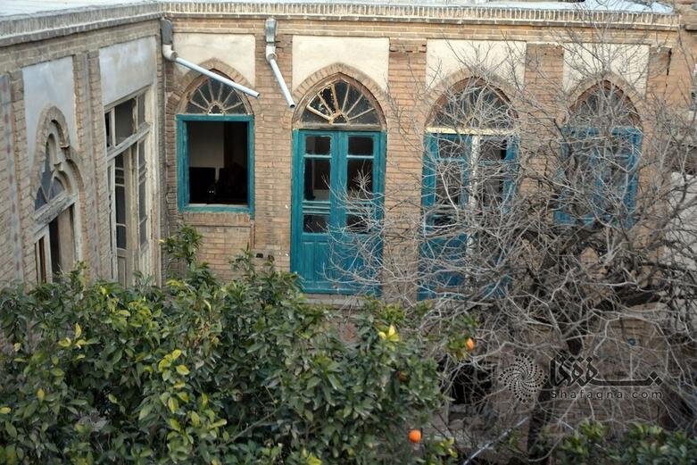 بازدید از خانه‌های قجری در سنگلج تاریخی