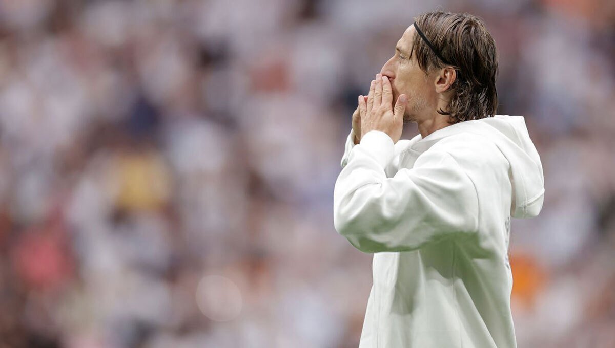 ادای احترام ویژه رئالیها به آنچلوتی و بنزما