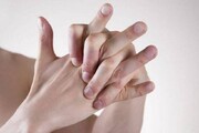 قولنج شکستن؛ عادتی بی‌ضرر یا خطری پنهان؟