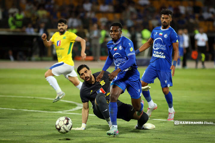 تصاویر بازی استقلال 2-0 صنعت نفت آبادان| صعود آبی‌ها به فینال جام حذفی