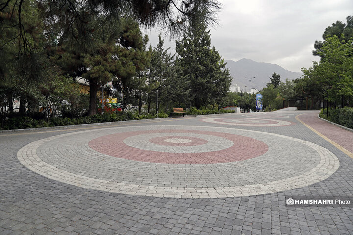 بوستان در حال ساخت ملل