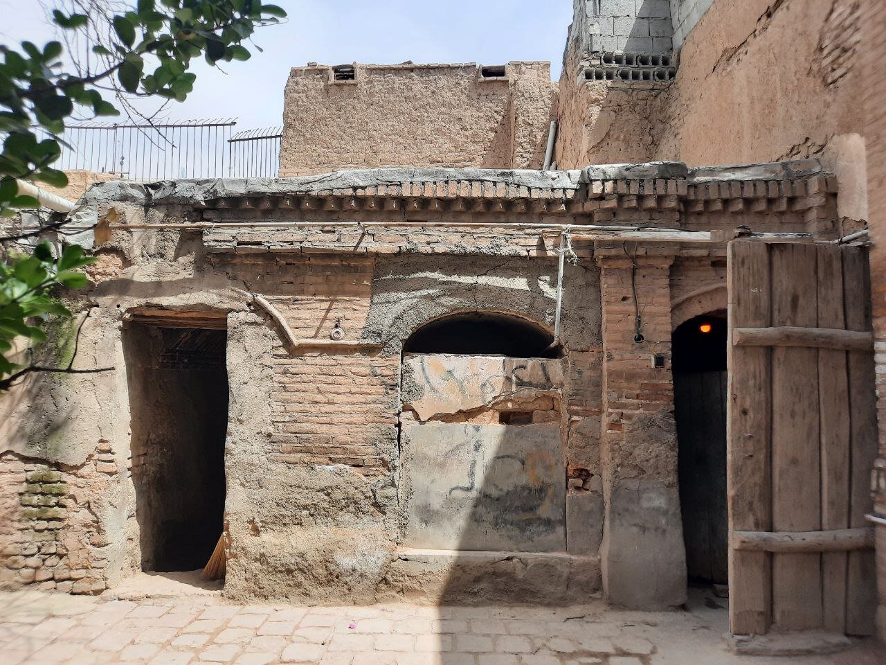 قهرمانان روزهای چهارشنبه در زمان قحطی چه کسانی بودند؟ | ماجرای رویارویی چوبدارها و راهزنان