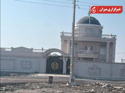 تصاویری از ۳۰ منزل لوکس گران قیمت قاچاقچیان سوخت که شناسایی و ضبط شدند